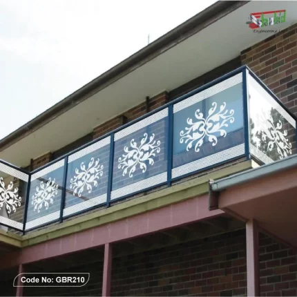 Innovative-Glass-Balcony-Railing-Designs-for-2024