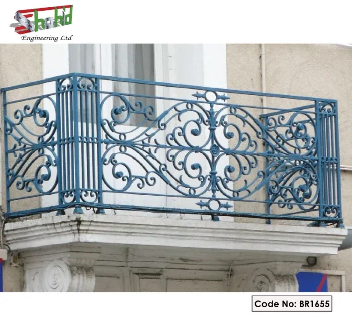 Cast Iron Balcony Railing: Strength & Style
